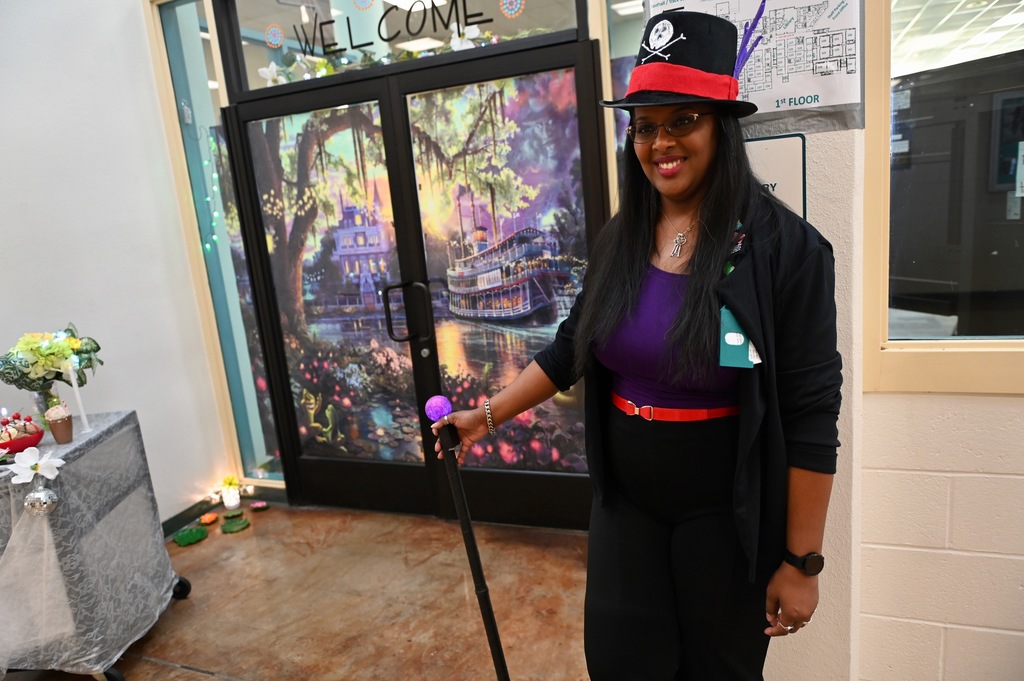 EHS homecoming door contest