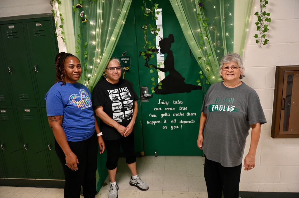 EHS homecoming door contest