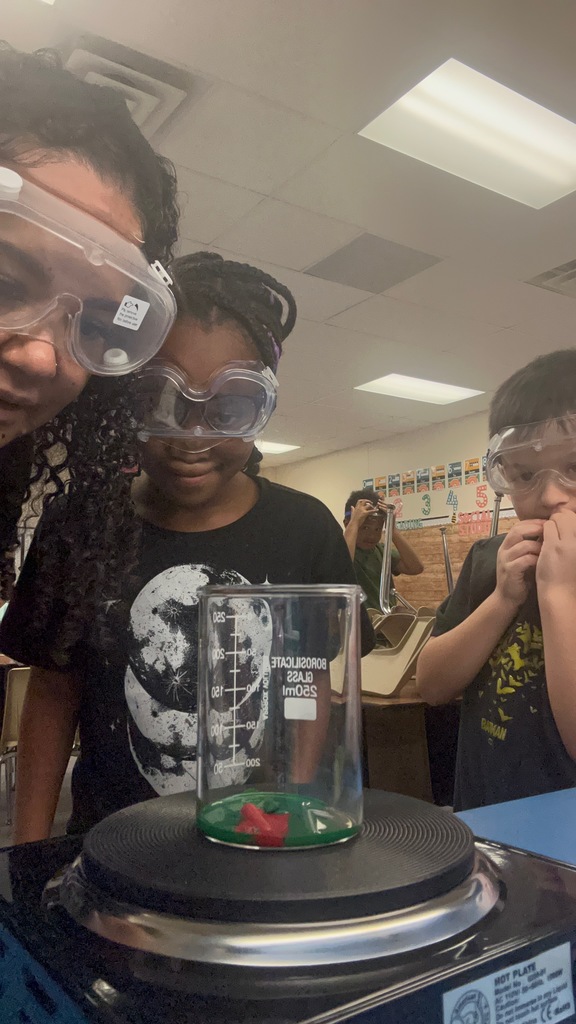 students observing temperatures changes of matter