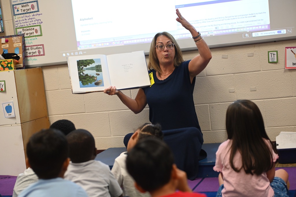 Grandparents read day 2025
