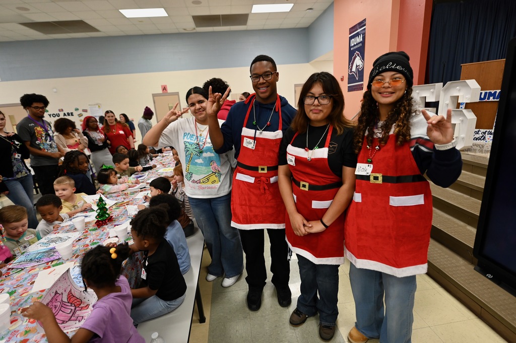 high attendance art day Iduma ES