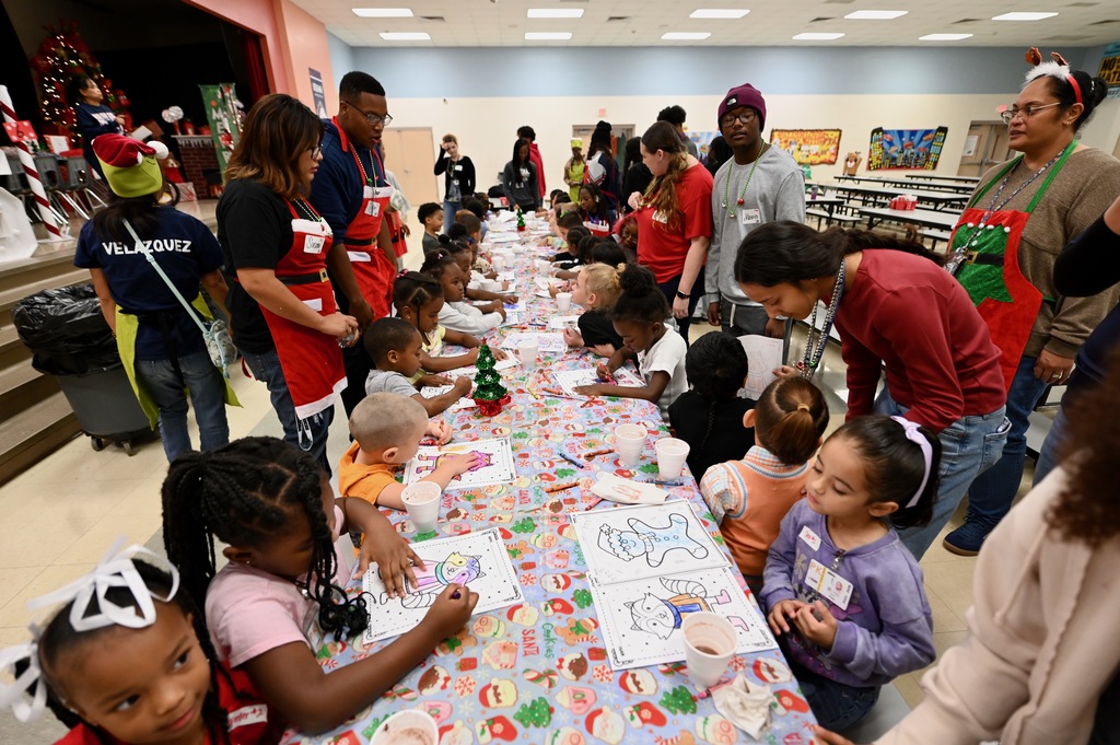 high attendance art day Iduma ES