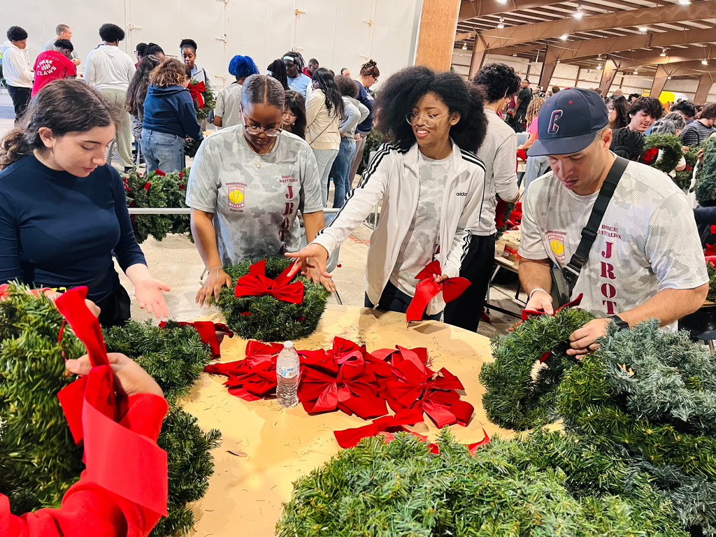 Wreaths Across America 2025