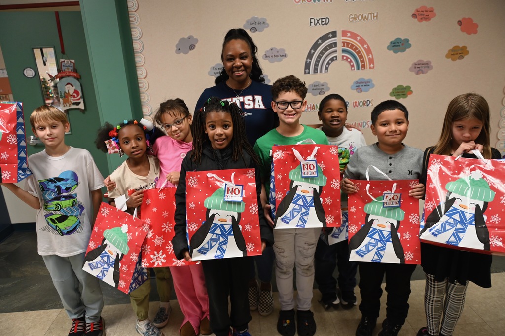 Ira Cross ES gift giving 2025