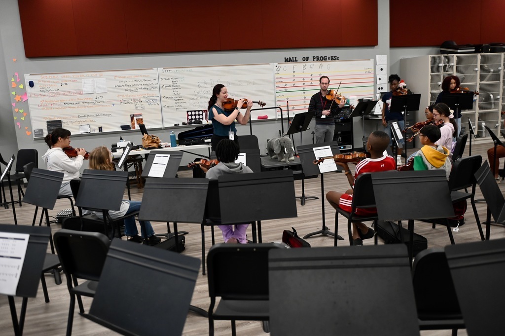 About 110 Killeen ISD fifth-graders received powerful introduction Saturday to the joys of orchestra during elementary string camp. See our photos and read our story here: https://www.killeenisd.org/article/2627889