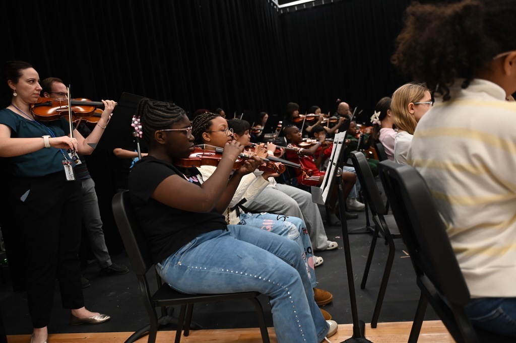 About 110 Killeen ISD fifth-graders received powerful introduction Saturday to the joys of orchestra during elementary string camp. See our photos and read our story here: https://www.killeenisd.org/article/2627889