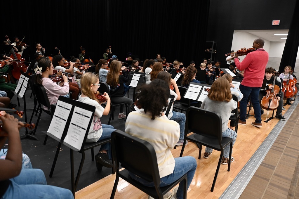 About 110 Killeen ISD fifth-graders received powerful introduction Saturday to the joys of orchestra during elementary string camp. See our photos and read our story here: https://www.killeenisd.org/article/2627889