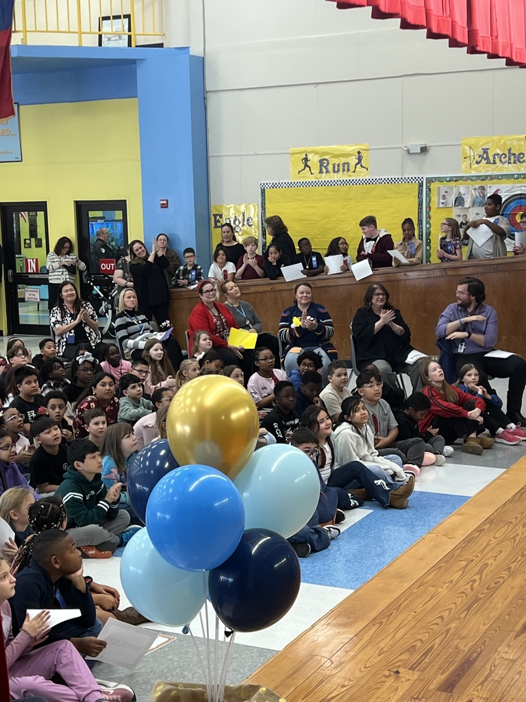 4th grade teachers ready for the awards ceremony.
