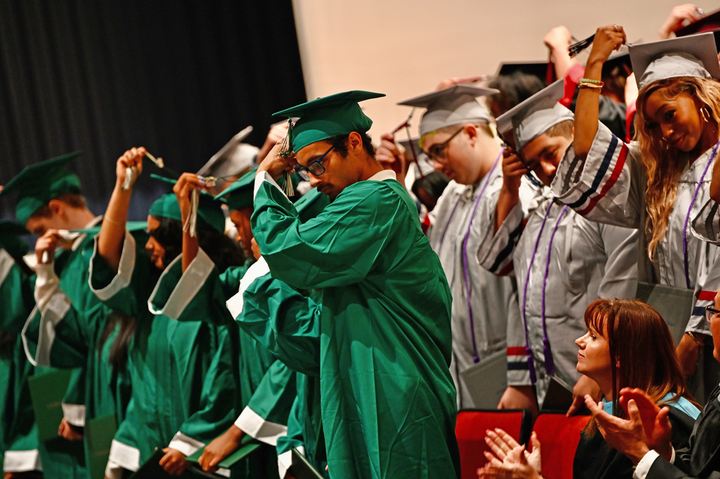 KISD Mid-Year Graduation 2026