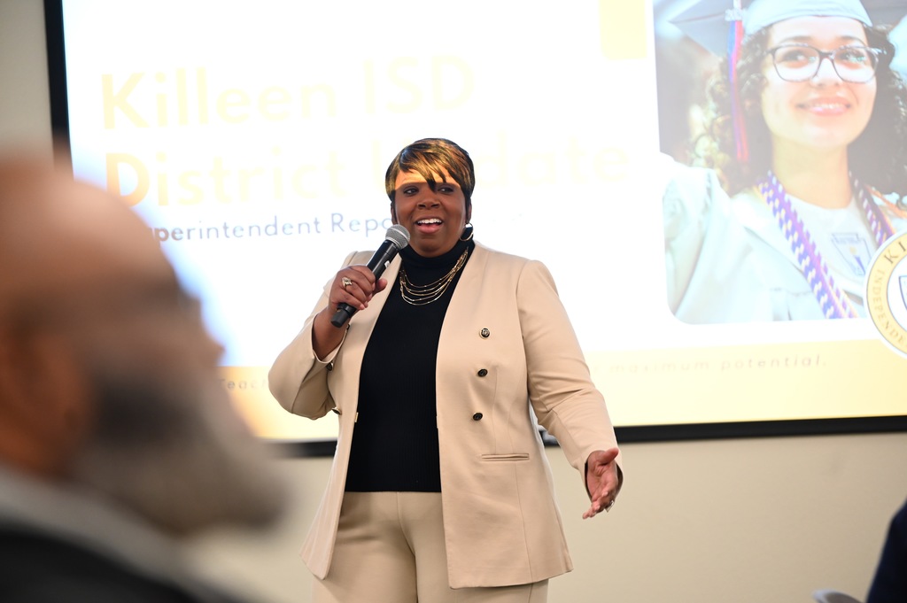 Superintendent meeting with pastors