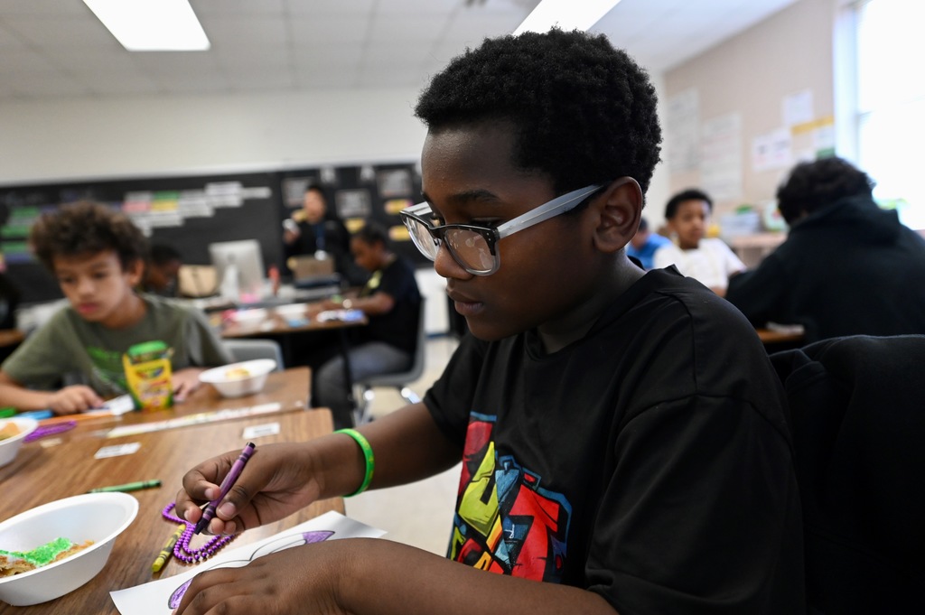 Learning Mardi Gras traditions