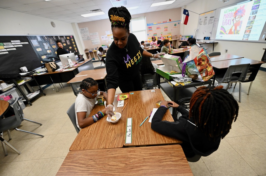 Learning Mardi Gras traditions