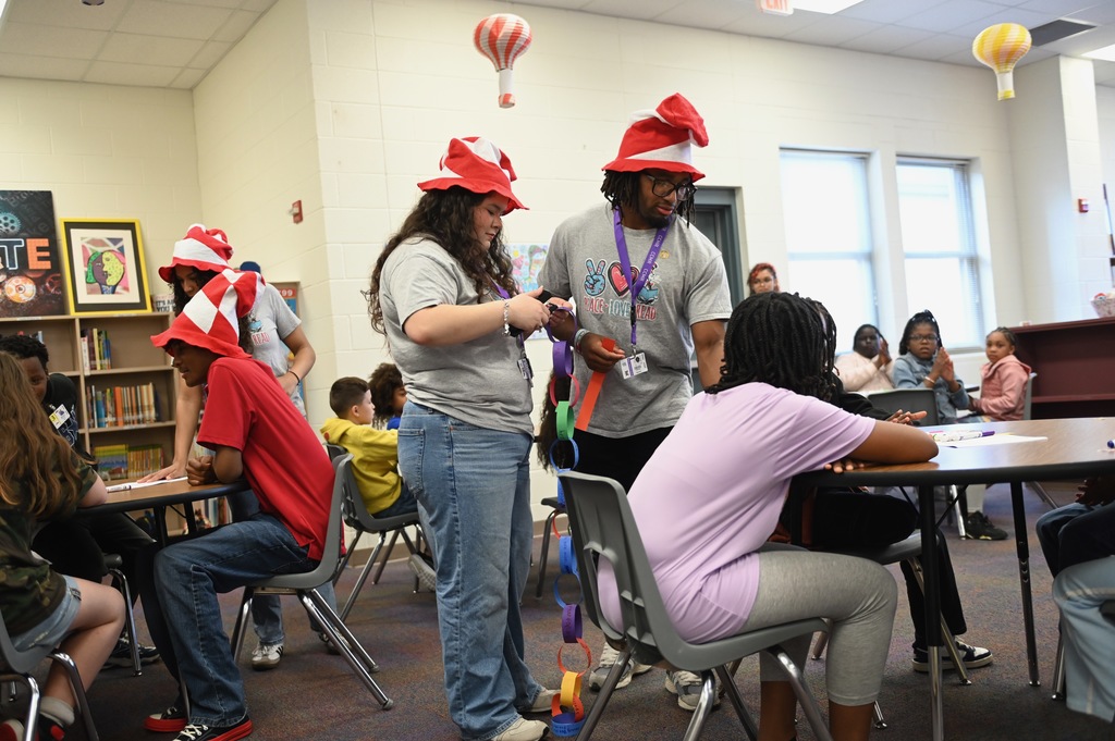 Seuss lessons at Iduma ES 2026