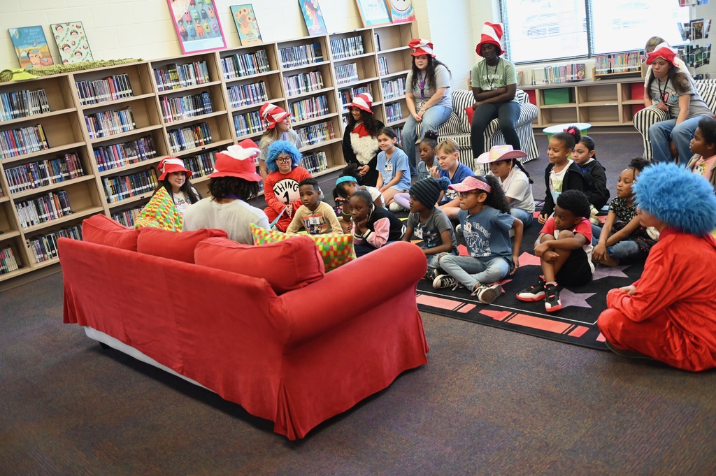 Seuss lessons at Iduma ES 2026