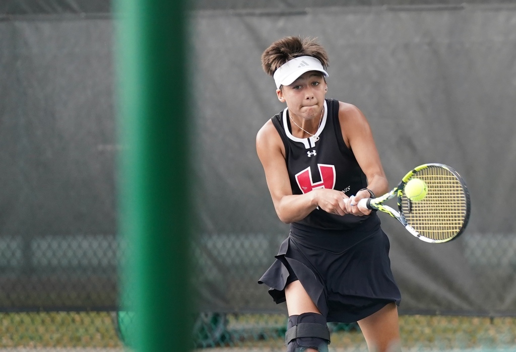 Harker Heights tennis player Payton Minnie