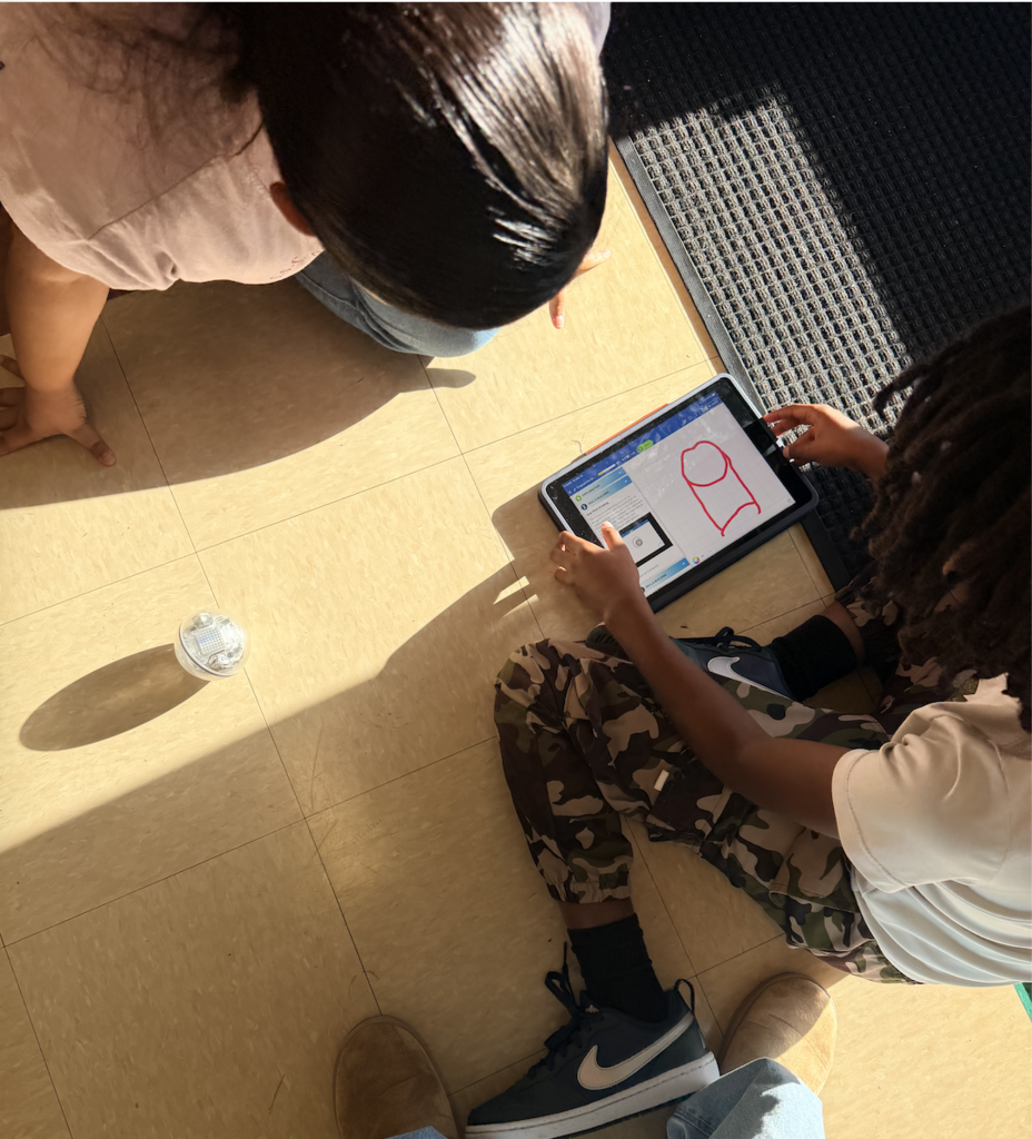 Student learning with robots and ipads