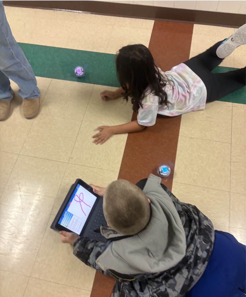 Student learning with robots and ipads