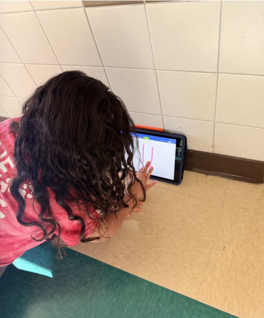 Student learning with robots and ipads