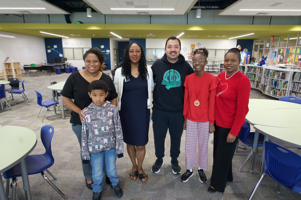 Douse ES "heart heroes" 2026