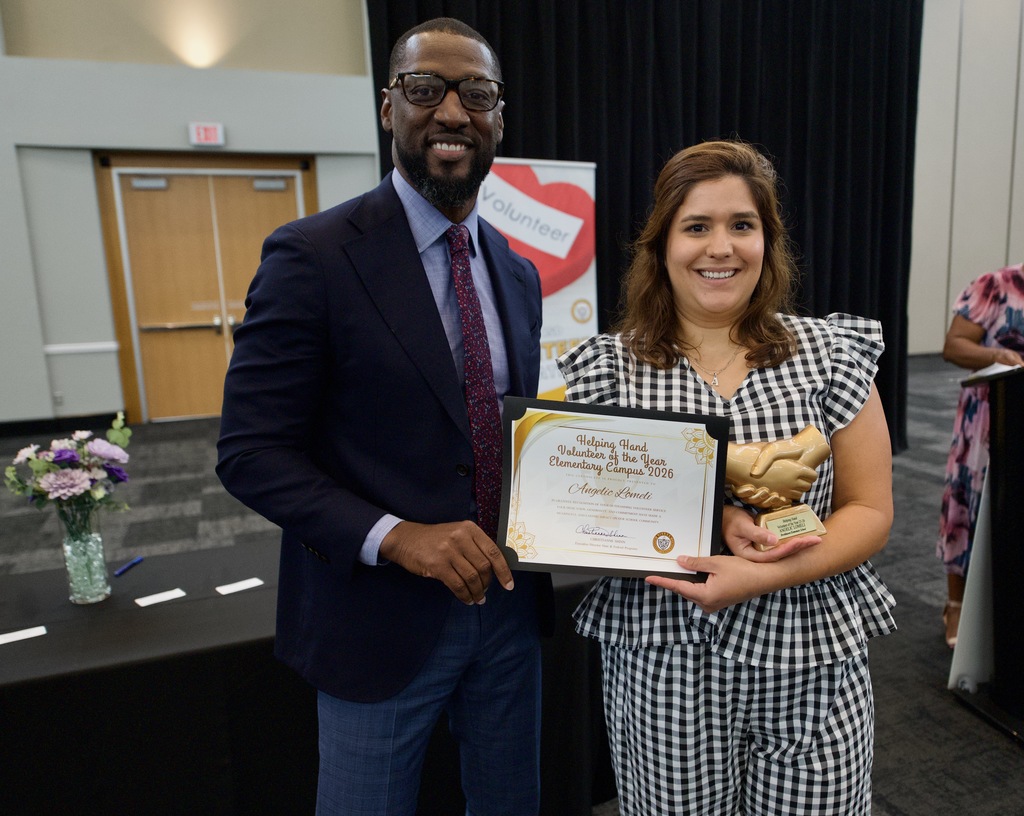 Helping Hand Volunteer