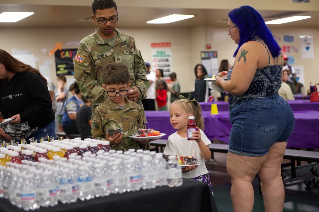 Muffins with the Military RCES