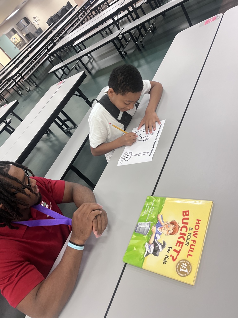 Kids working together