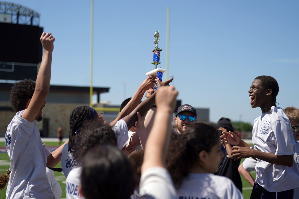 SHS trophy celebration