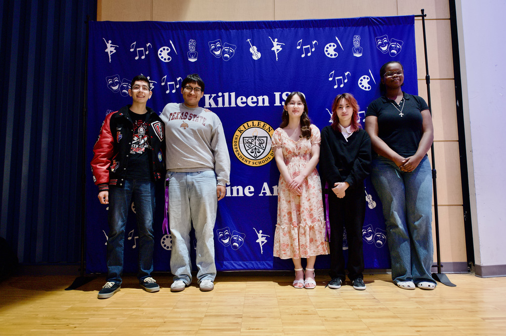 Fine arts signing HHHS 2026