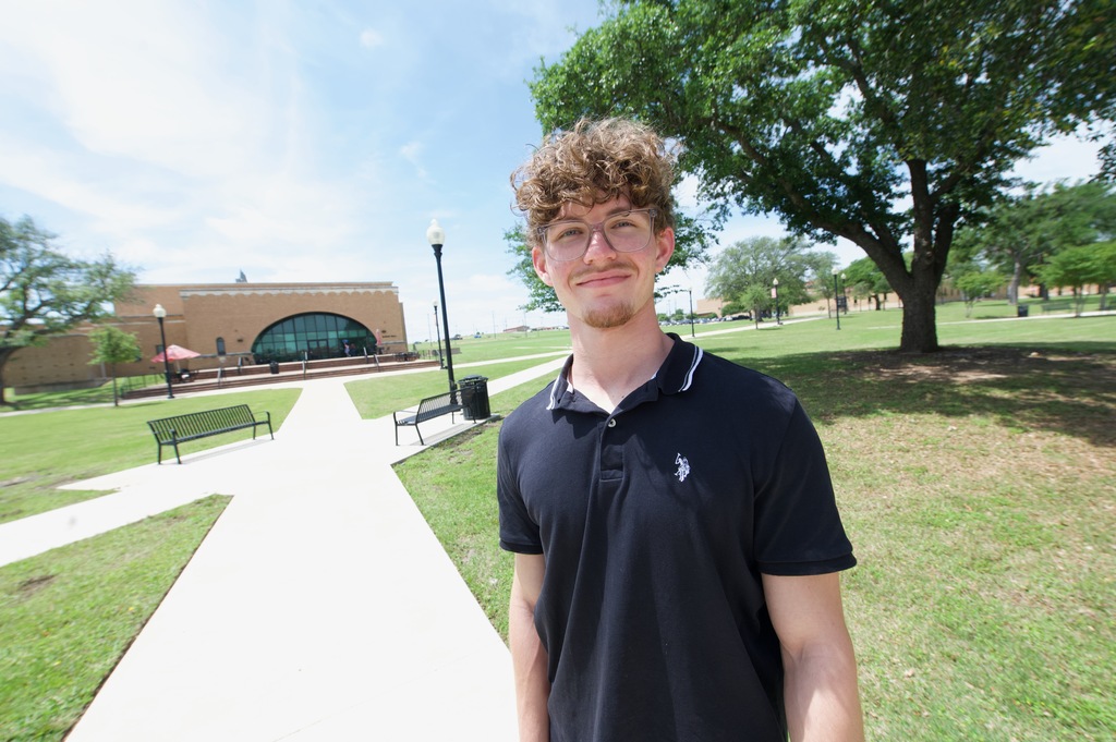 ECHS salutatorian Thomas Pauley