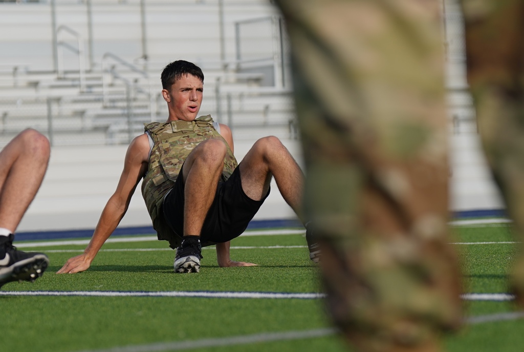 CHS athletes train with soldiers