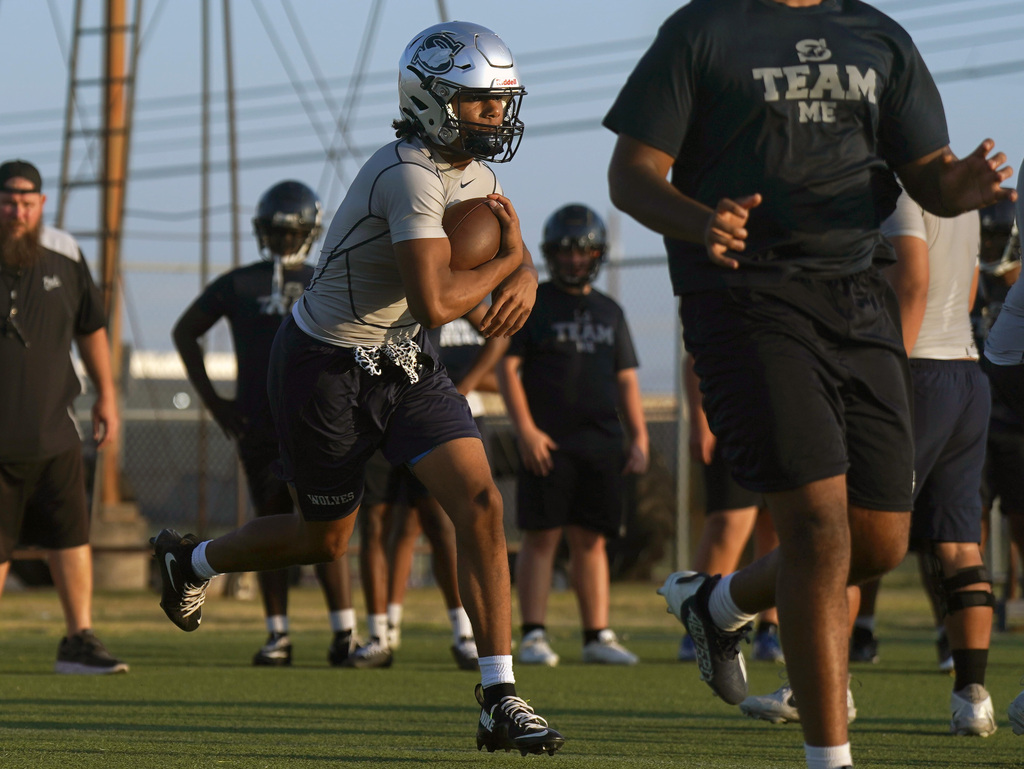 Shoemaker football practice