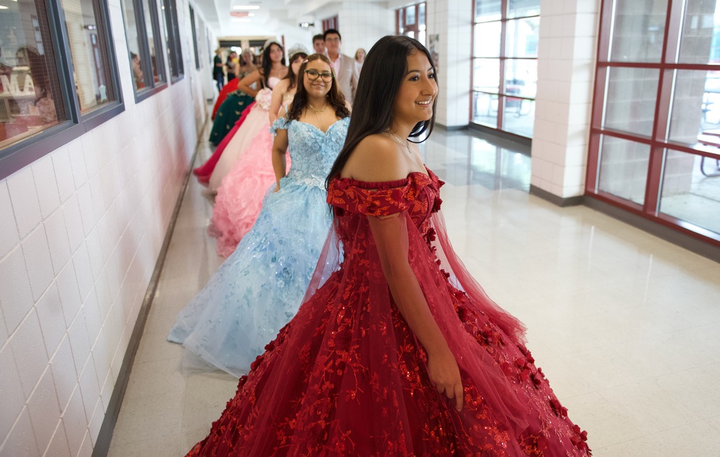HHHS Quinceanera parade 2026