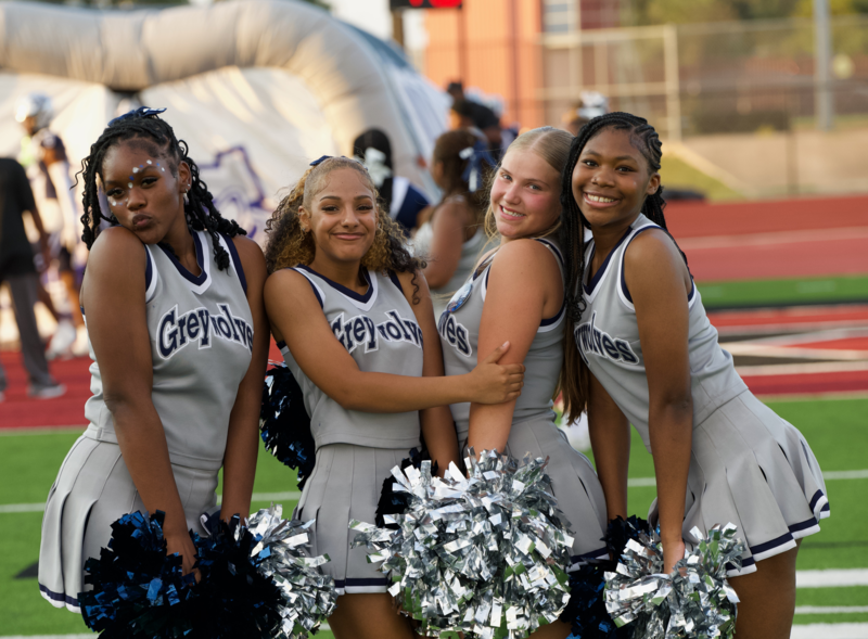 SHS cheerleaders pose before game