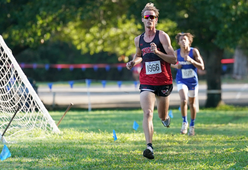HHHS runner at district meet