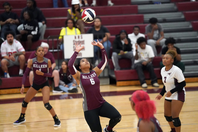 KHS volleyball assist