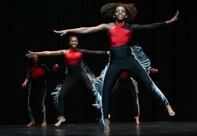 CH Majorettes dance group