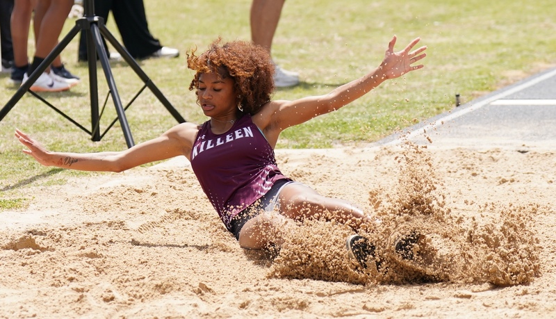 KHS jumper at district meet