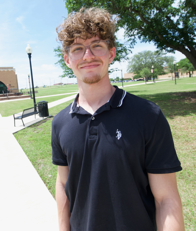ECHS salutatorian Thomas Pauley