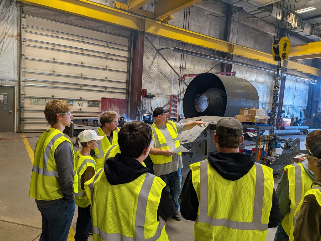 Students touring CWMF, Inc in Waite Park