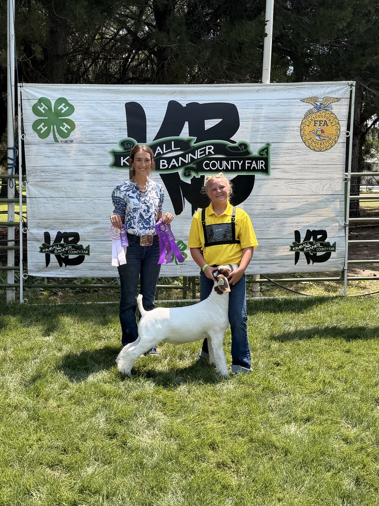Cashlynn Culek Grand Champion and Reserve Showmanship Market Goat