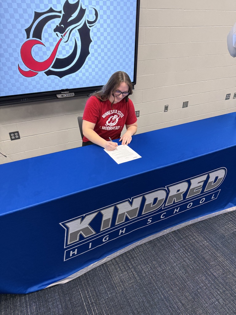 Averi Signing