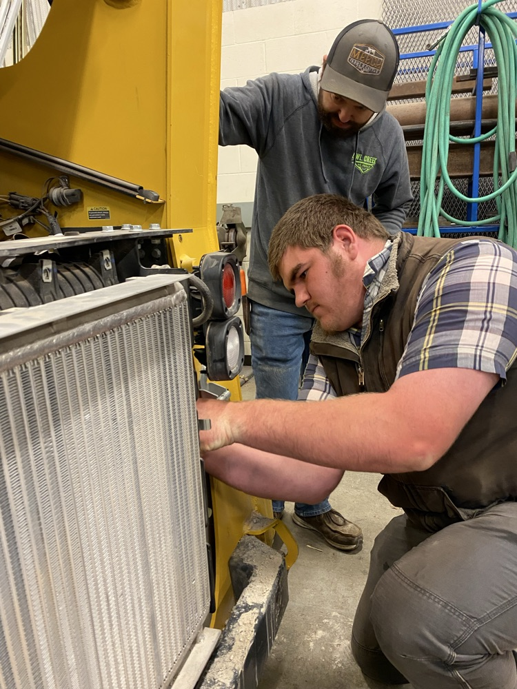 Changing second fuel filter