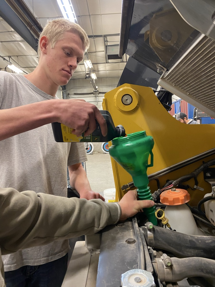 Filling back up with oil