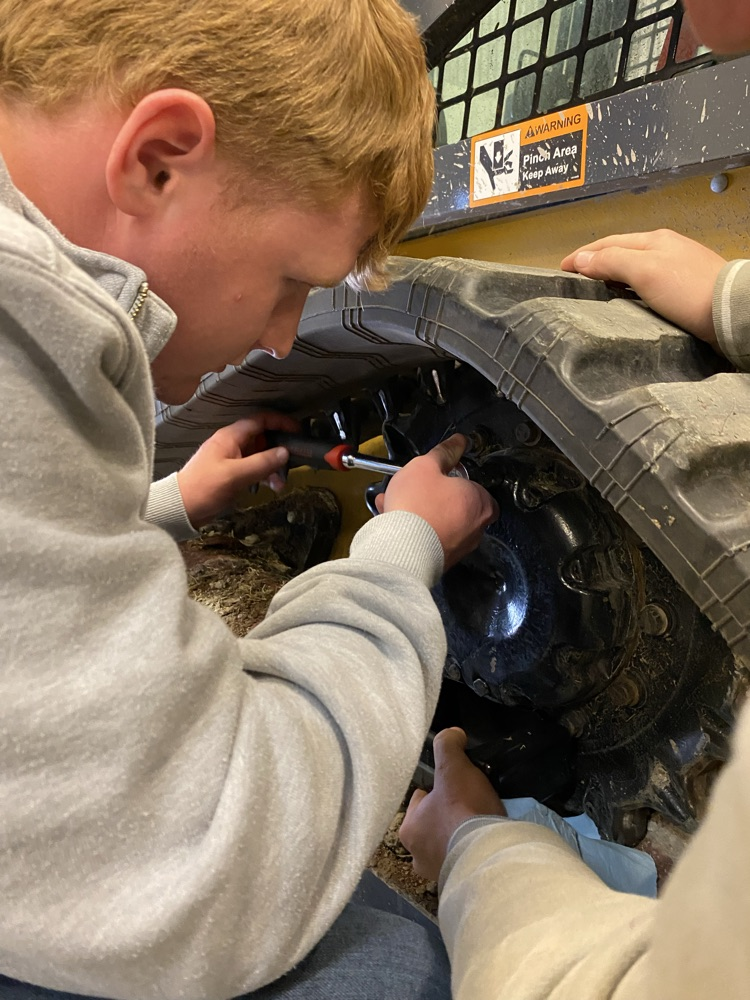 Draining planetary gear oil 