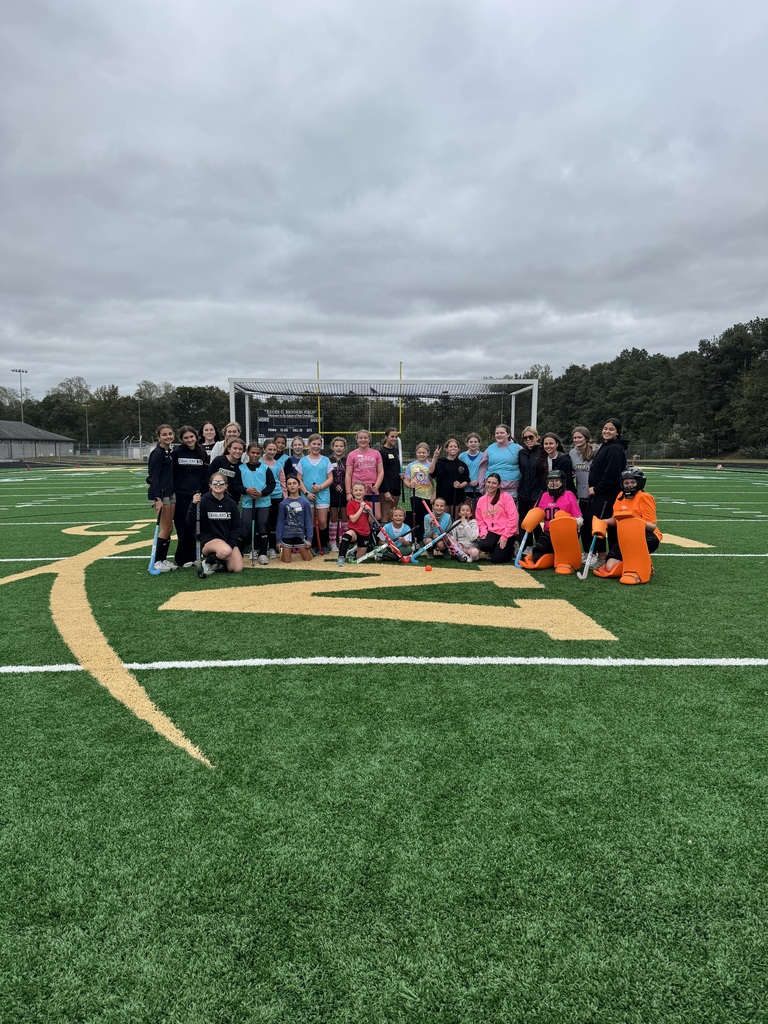 Field Hockey camp players group photo
