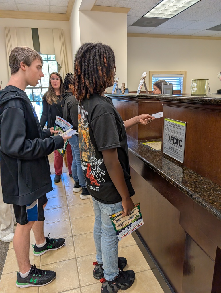 Students visiting Primis Bank