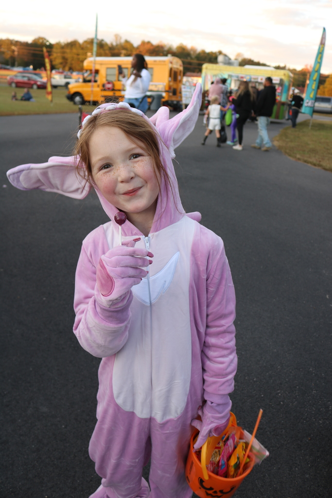 Student dressed up for Trunk or Treat