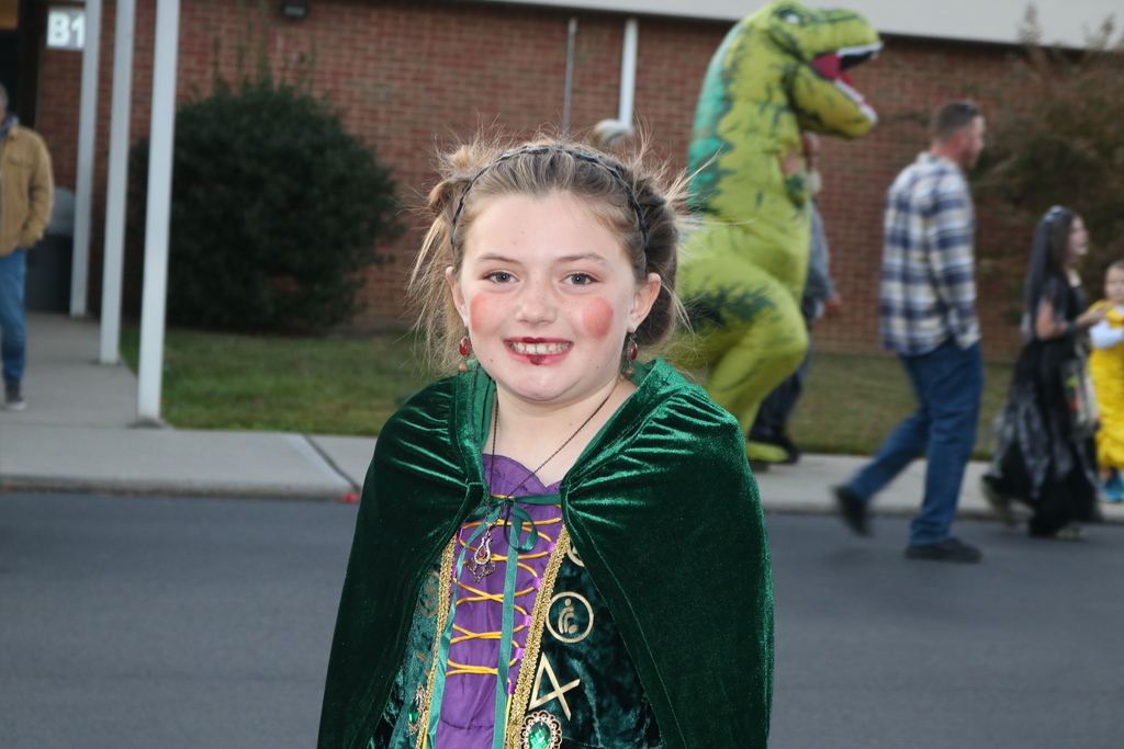 Student dressed up for Trunk or Treat