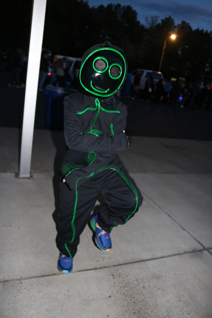 Student dressed up for Trunk or Treat