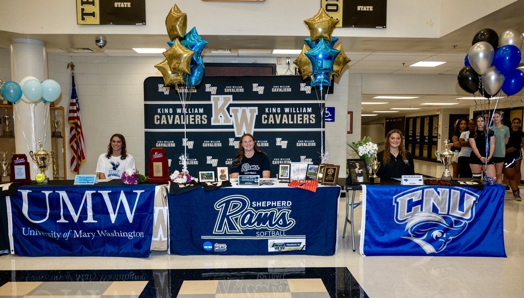 Signing day for softball
